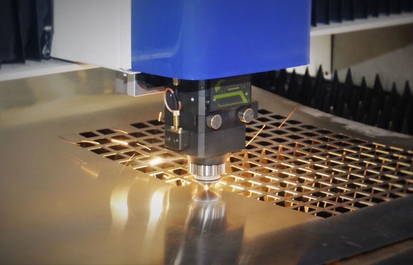 Công nghệ cắt laser fiber kim loại